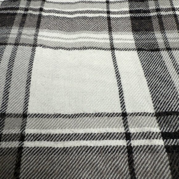 Women's AMERICAN EAGLE Oversized Thin Flannel Shirt Snap Down | Size XL - Picture 4 of 8